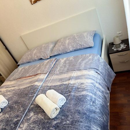 Apartments Mauro 诺维·维诺多尔斯基 外观 照片